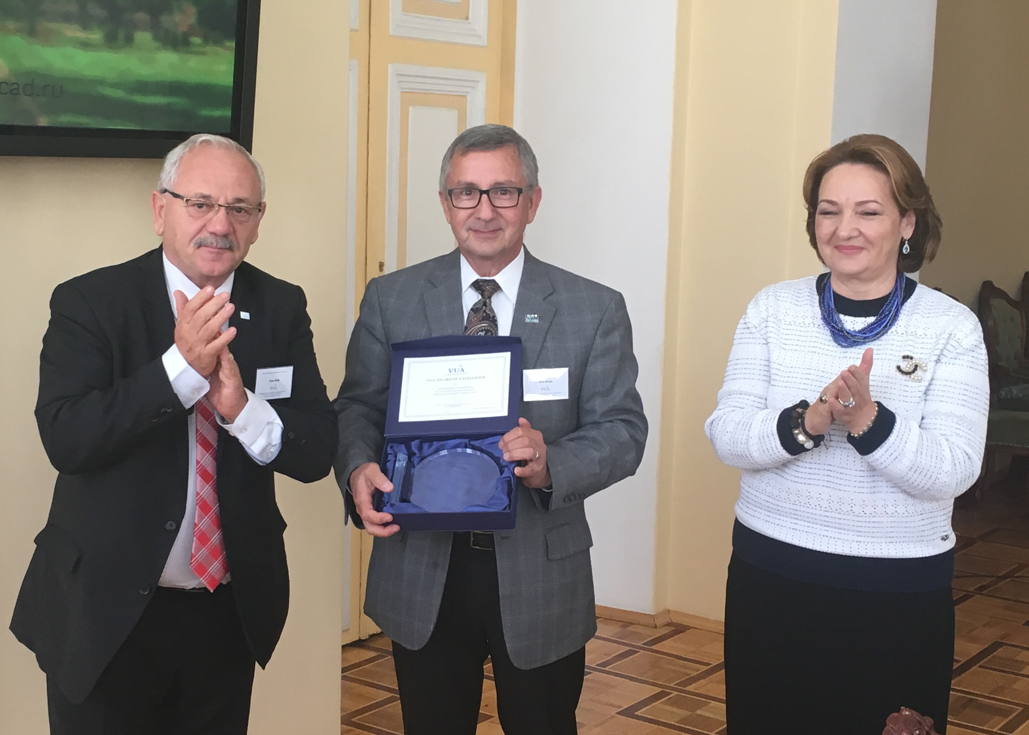 AgCenter receives excellence award from international university association 